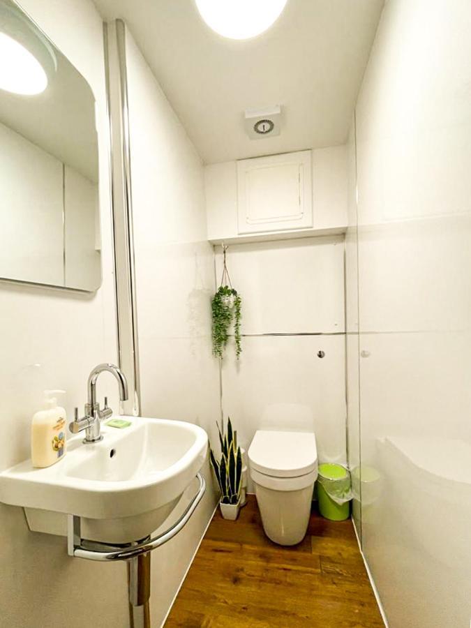 Desirable 2 Bed Apt Near Edinburgh Castle Экстерьер фото
