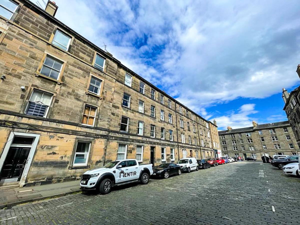 Desirable 2 Bed Apt Near Edinburgh Castle Экстерьер фото